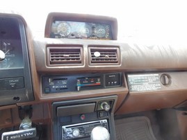 1986 TOYOTA RUNNER WHITE SR5 4WD MT 2.4 Z19599